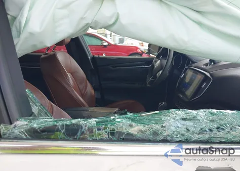 2018 Maserati Ghibli из США, поврежденный, VIN ZAM57XSA0J1268652